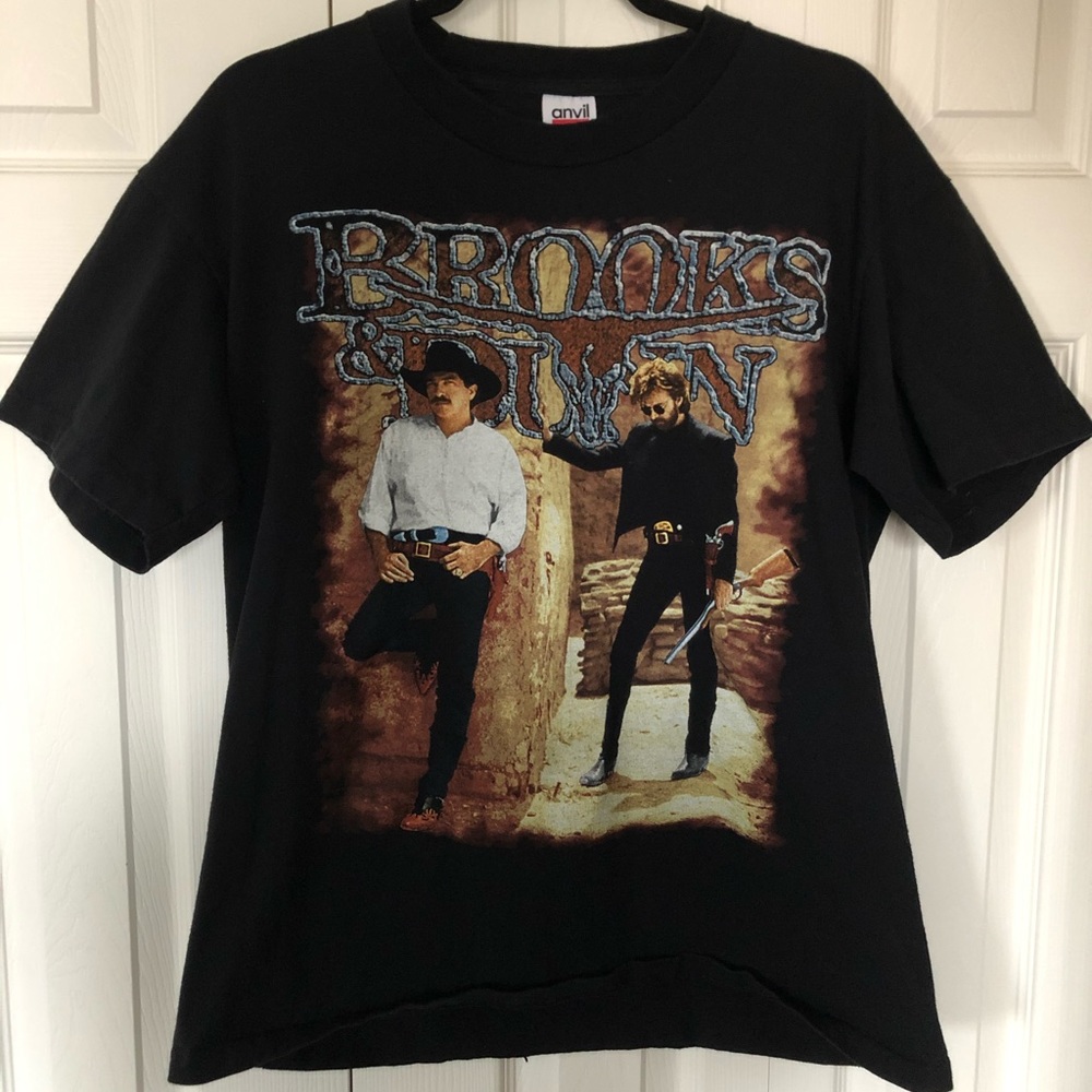 Brooks And Dunn Anvil T-Shirt Size Large